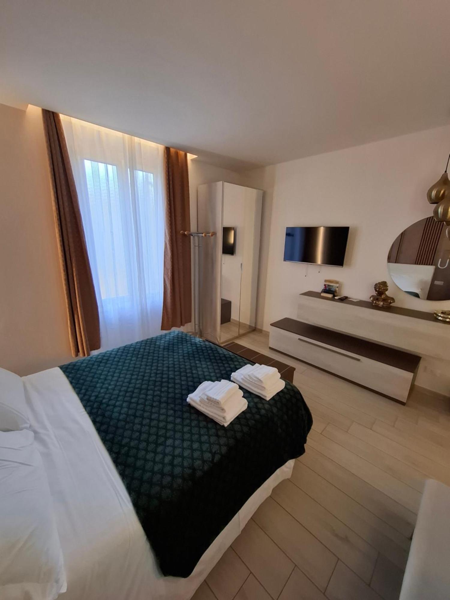 Suite House 5 Terre ลาสเปเซีย ภายนอก รูปภาพ